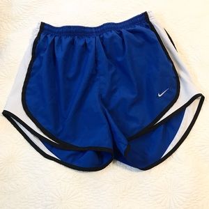 Nike Tempo Short